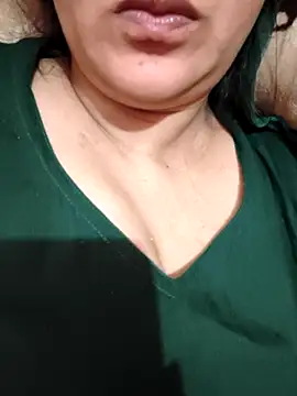 Snapshot of zoya_khan_786786 chatting on 04/03/26, 05:38 zoya khan 786786 online show from 04/03/26, 05:38