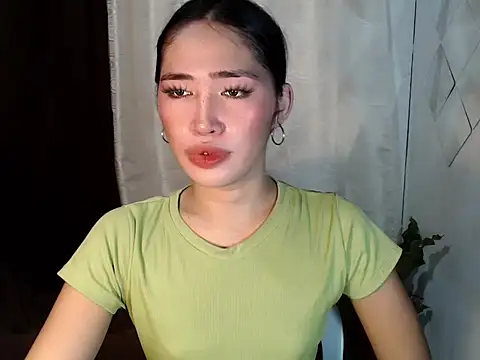 urasiankylie online show from 05/13/26, 08:01