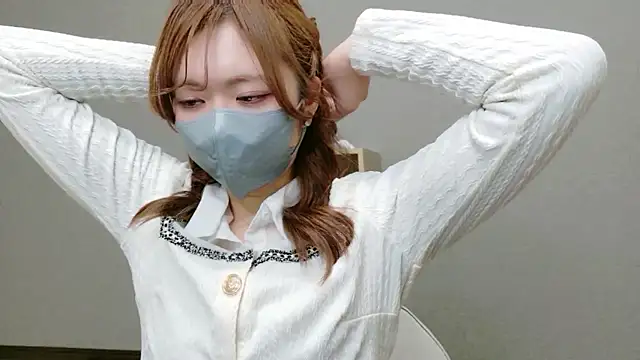 Snapshot of YUA_0425 chatting on 04/27/26, 04:49 YUA 0425 online show from 04/27/26, 04:49