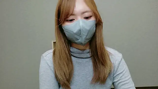 Snapshot of YUA_0425 chatting on 05/03/26, 09:37 YUA 0425 online show from 05/03/26, 09:37
