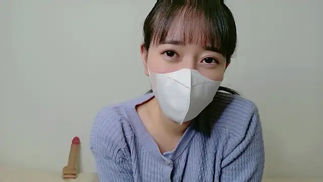 Snapshot of sa__ra- chatting on 07/31/26, 12:26 sa ra- online show from 07/31/26, 12:26