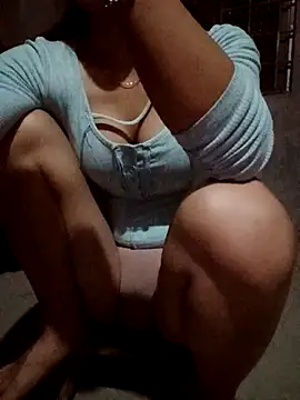 Snapshot of Ryry1188 chatting on 04/05/26, 05:21 Ryry1188 online show from 04/05/26, 05:21