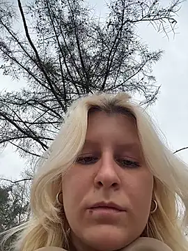 Snapshot of Flora_StallSecrets chatting on 04/03/26, 12:58 Flora StallSecrets online show from 04/03/26, 12:58