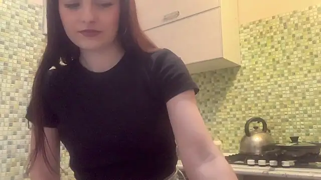 Snapshot of KikiAmino chatting on 04/03/26, 05:11 KikiAmino online show from 04/03/26, 05:11