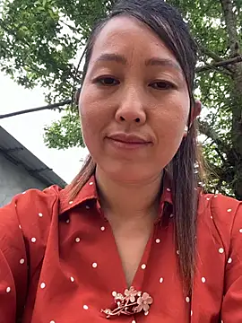 Huonglyna online show from 04/21/26, 02:15
