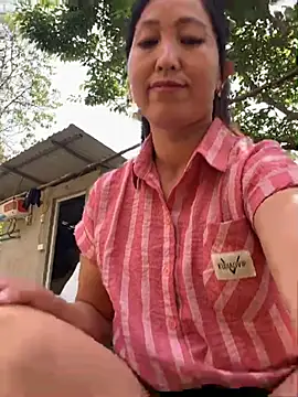 Huonglyna online show from 05/07/26, 01:55