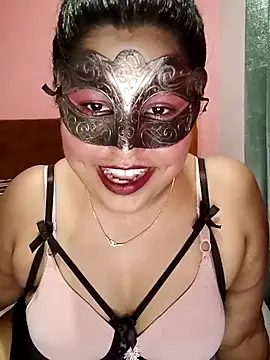 Maskedcurves online show from 04/30/26, 05:03