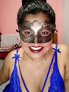 Maskedcurves online show from 05/06/26, 06:08