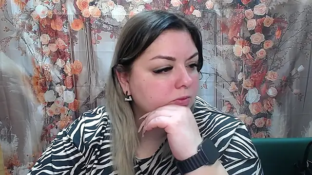 AdelinaMaster online show from 05/06/26, 04:56