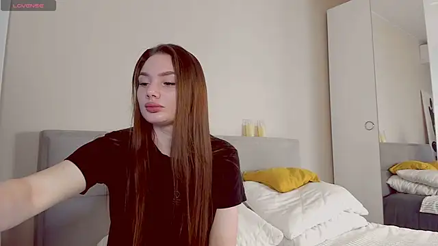 Aphrodite Portman online show from 05/03/26, 01:55