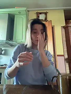 Snapshot of Millusya chatting on 04/02/26, 03:31 Millusya online show from 04/02/26, 03:31