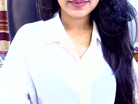 Snapshot of Noor_Zarin chatting on 05/26/26, 06:42 Noor Zarin online show from 05/26/26, 06:42