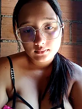 Snapshot of naughty_girl_hot_ chatting on 04/04/26, 03:20 naughty girl hot online show from 04/04/26, 03:20