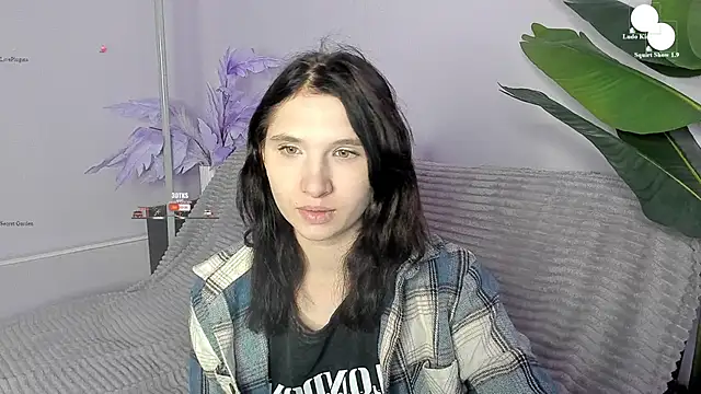 Snapshot of Kitty_Blondie chatting on 05/25/26, 09:04 Kitty Blondie online show from 05/25/26, 09:04