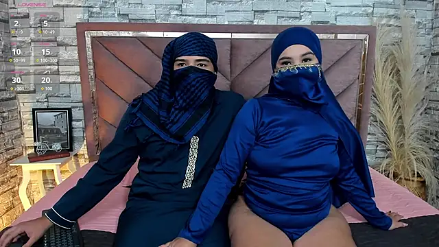 Snapshot of Dalila_and_Khaled chatting on 04/02/26, 05:54 Dalila and Khaled online show from 04/02/26, 05:54