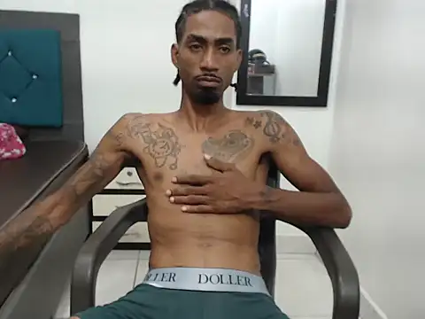 Snapshot of burrodelacosta chatting on 04/05/26, 06:10 burrodelacosta online show from 04/05/26, 06:10