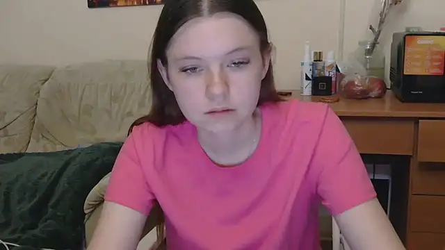 Snapshot of JessicaHolland1 chatting on 05/17/26, 06:26 JessicaHolland1 online show from 05/17/26, 06:26