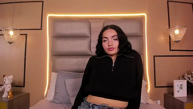 Snapshot of BIANCACOLLINNS chatting on 04/07/26, 08:09 BIANCACOLLINNS online show from 04/07/26, 08:09