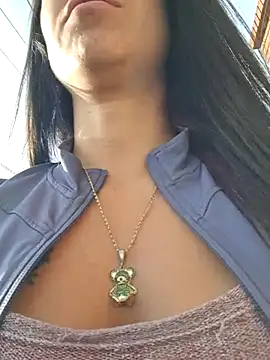 Snapshot of VALERY-94 chatting on 04/18/26, 12:09 VALERY-94 online show from 04/18/26, 12:09