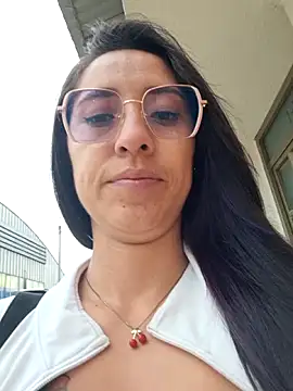 Snapshot of VALERY-94 chatting on 04/28/26, 12:10 VALERY-94 online show from 04/28/26, 12:10