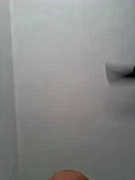 Snapshot of julenvcia chatting on 08/02/26, 06:28 julenvcia online show from 08/02/26, 06:28