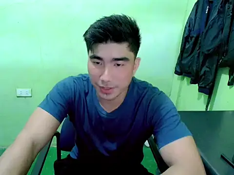 Snapshot of Hunkfireman chatting on 04/28/26, 01:04 Hunkfireman online show from 04/28/26, 01:04
