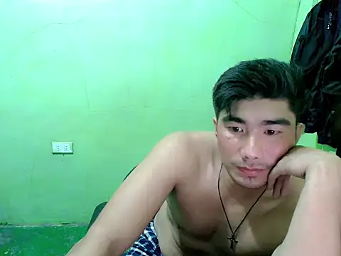 Snapshot of Hunkfireman chatting on 05/02/26, 11:26 Hunkfireman online show from 05/02/26, 11:26