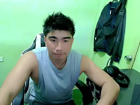 Snapshot of Hunkfireman chatting on 05/23/26, 12:49 Hunkfireman online show from 05/23/26, 12:49