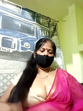 Snapshot of SEEMA_012 chatting on 04/16/26, 05:30 SEEMA 012 online show from 04/16/26, 05:30