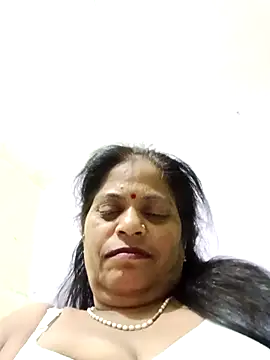 Snapshot of SEEMA_012 chatting on 04/26/26, 05:16 SEEMA 012 online show from 04/26/26, 05:16