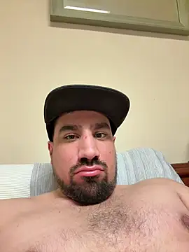 Snapshot of daddyking1013 chatting on 04/03/26, 04:54 daddyking1013 online show from 04/03/26, 04:54