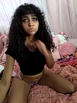 mia hart online show from 06/19/26, 03:11