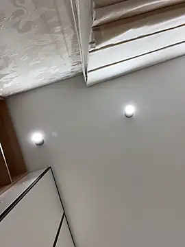 Snapshot of Viksipixi chatting on 04/05/26, 05:43 Viksipixi online show from 04/05/26, 05:43