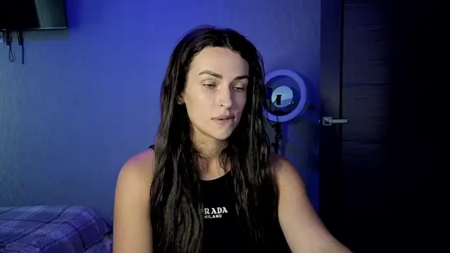 Kira  love1 online show from 08/07/26, 03:36