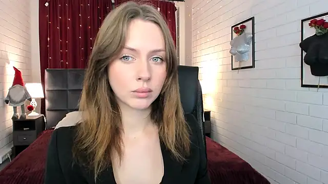 Snapshot of MeganClapp chatting on 04/20/26, 05:10 MeganClapp online show from 04/20/26, 05:10