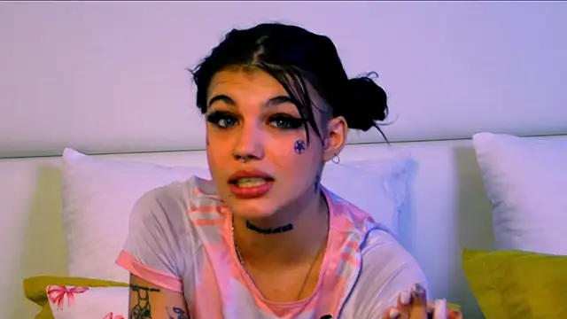YasminnStorm online show from 06/20/26, 04:59