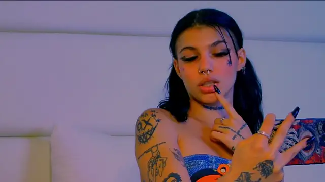 YasminnStorm online show from 06/24/26, 04:44