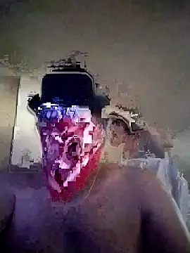 Snapshot of charlieec389 chatting on 04/03/26, 05:00 charlieec389 online show from 04/03/26, 05:00