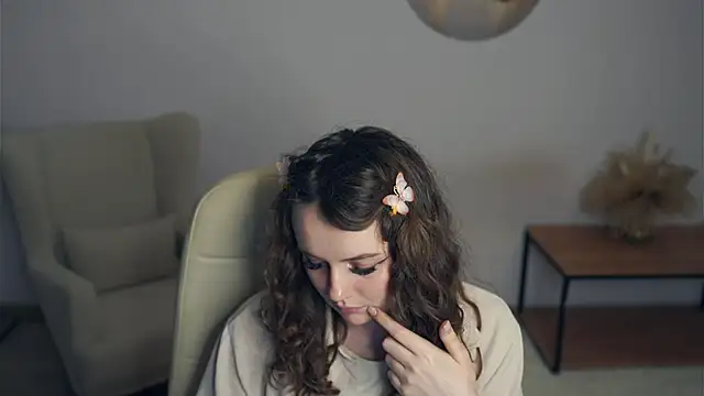 Snapshot of BernieFranko chatting on 04/06/26, 12:39 BernieFranko online show from 04/06/26, 12:39