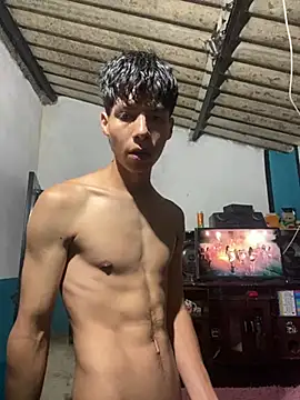 Snapshot of Nando-111 chatting on 04/04/26, 05:49 Nando-111 online show from 04/04/26, 05:49