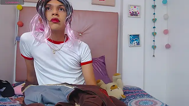 Snapshot of Aleja_Scoott_ chatting on 04/03/26, 11:36 Aleja Scoott online show from 04/03/26, 11:36