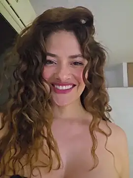 Snapshot of CelineBoyer_ chatting on 06/26/26, 10:47 CelineBoyer online show from 06/26/26, 10:47