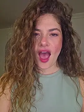 Snapshot of CelineBoyer_ chatting on 07/19/26, 11:30 CelineBoyer online show from 07/19/26, 11:30