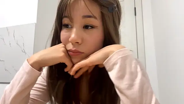 Snapshot of fengxicolombia chatting on 04/04/26, 05:10 fengxicolombia online show from 04/04/26, 05:10