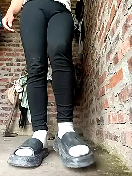 Snapshot of Ya-kun- chatting on 04/04/26, 08:12 Ya-kun- online show from 04/04/26, 08:12