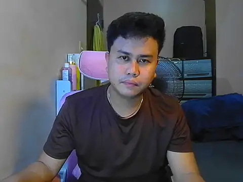 Snapshot of tipsy_butter chatting on 05/20/26, 04:13 tipsy butter online show from 05/20/26, 04:13
