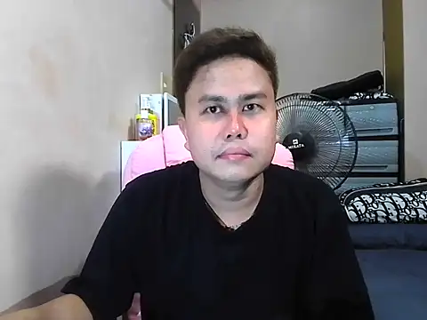 Snapshot of tipsy_butter chatting on 06/29/26, 03:23 tipsy butter online show from 06/29/26, 03:23