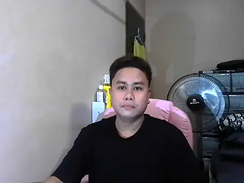 Snapshot of tipsy_butter chatting on 07/10/26, 07:12 tipsy butter online show from 07/10/26, 07:12