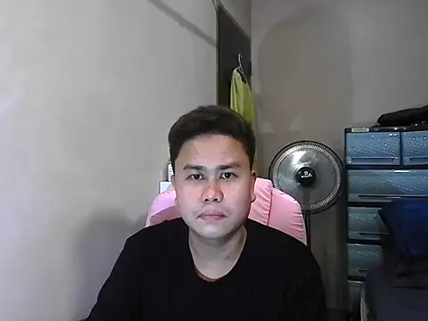 Snapshot of tipsy_butter chatting on 07/11/26, 06:49 tipsy butter online show from 07/11/26, 06:49