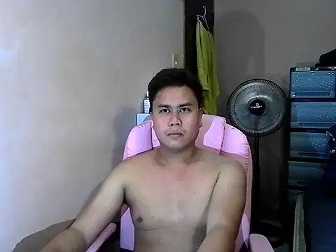 Snapshot of tipsy_butter chatting on 07/16/26, 07:47 tipsy butter online show from 07/16/26, 07:47